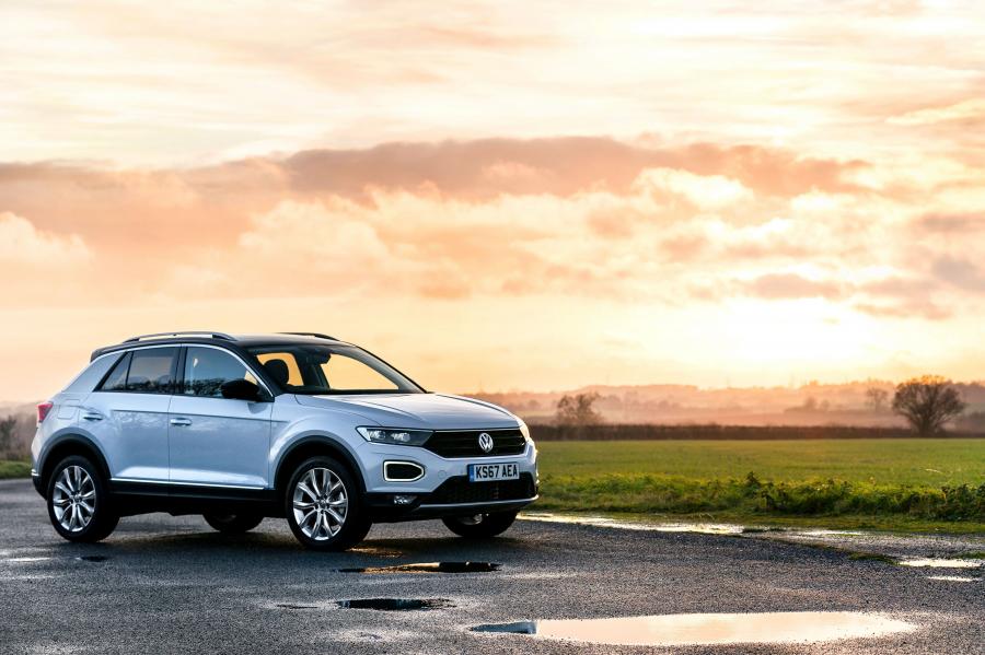  Volkswagen T-Roc 2017 года  (UK) (фото 28 из 40)